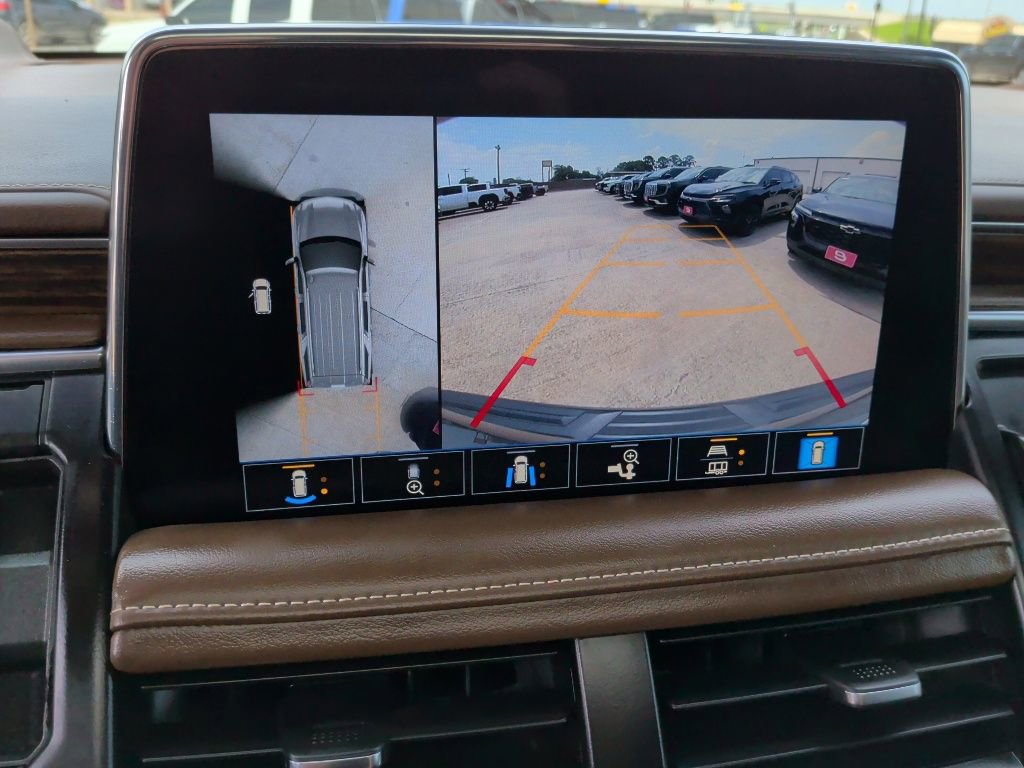 Used 2021 Chevrolet Tahoe High Country w/ Premium Package RWD image 27