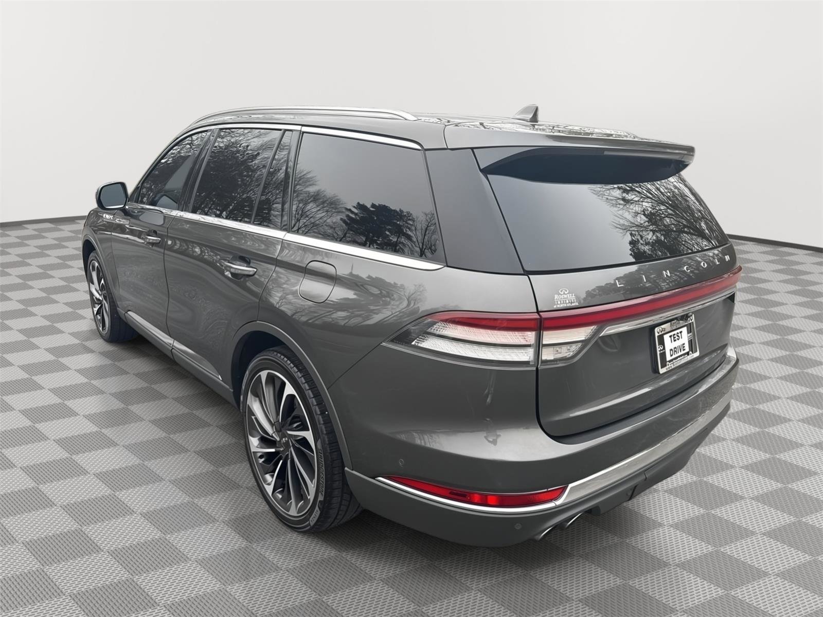Used 2020 Lincoln Aviator Reserve w/ Equipment Group 202A AWD/4WD image 7