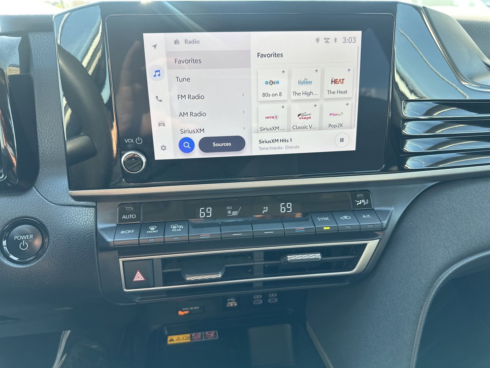 Used 2025 Toyota Camry LE image 18