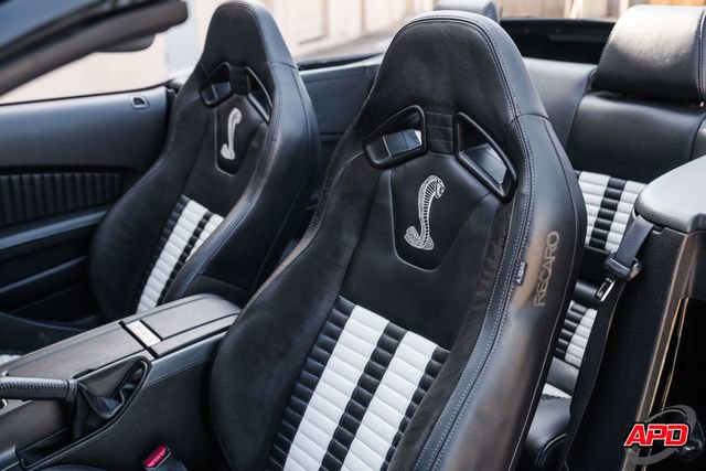 Used 2013 Ford Mustang Shelby GT500 RWD image 17