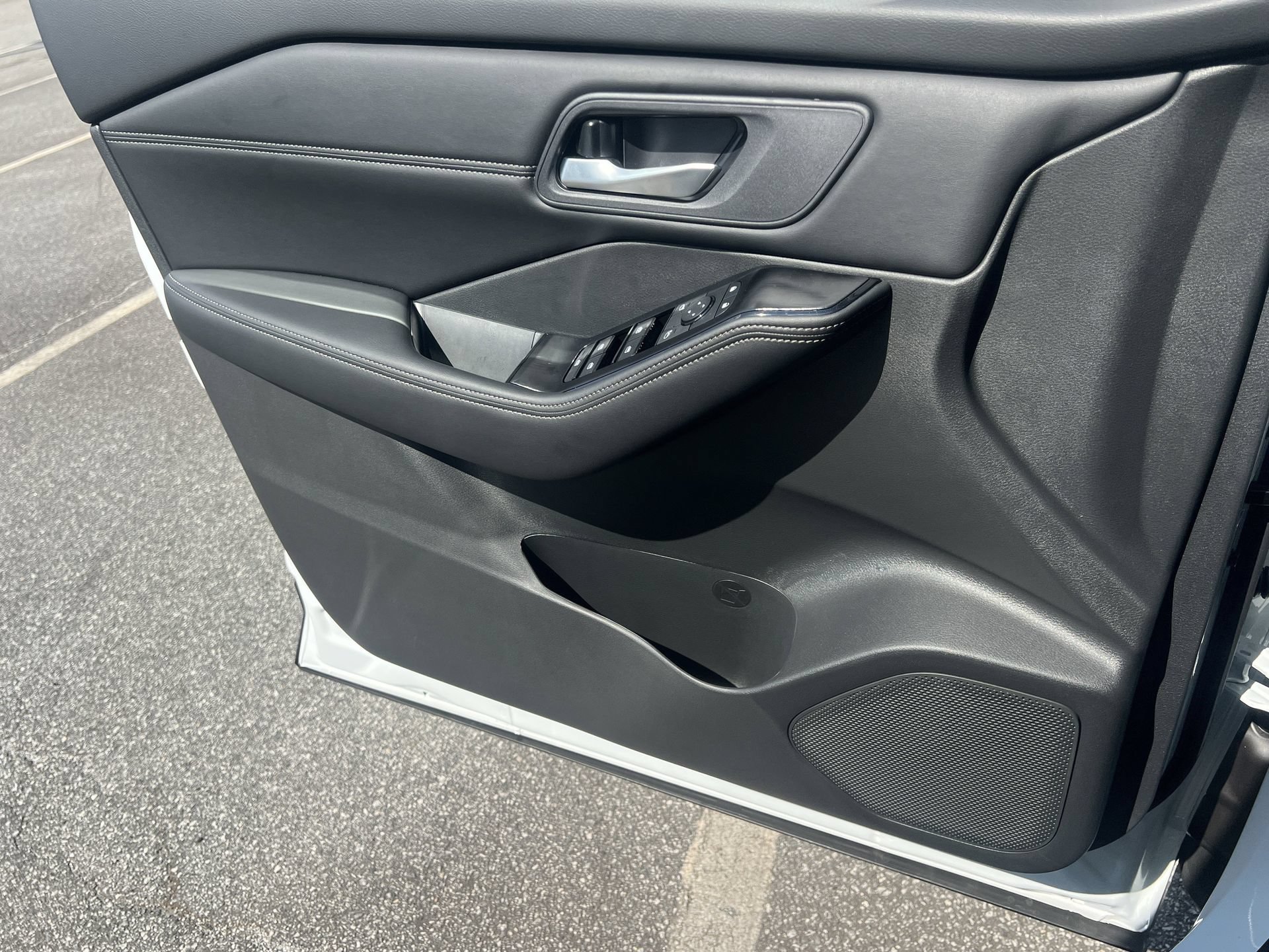 New 2026 Nissan Rogue Dark Armor FWD image 13