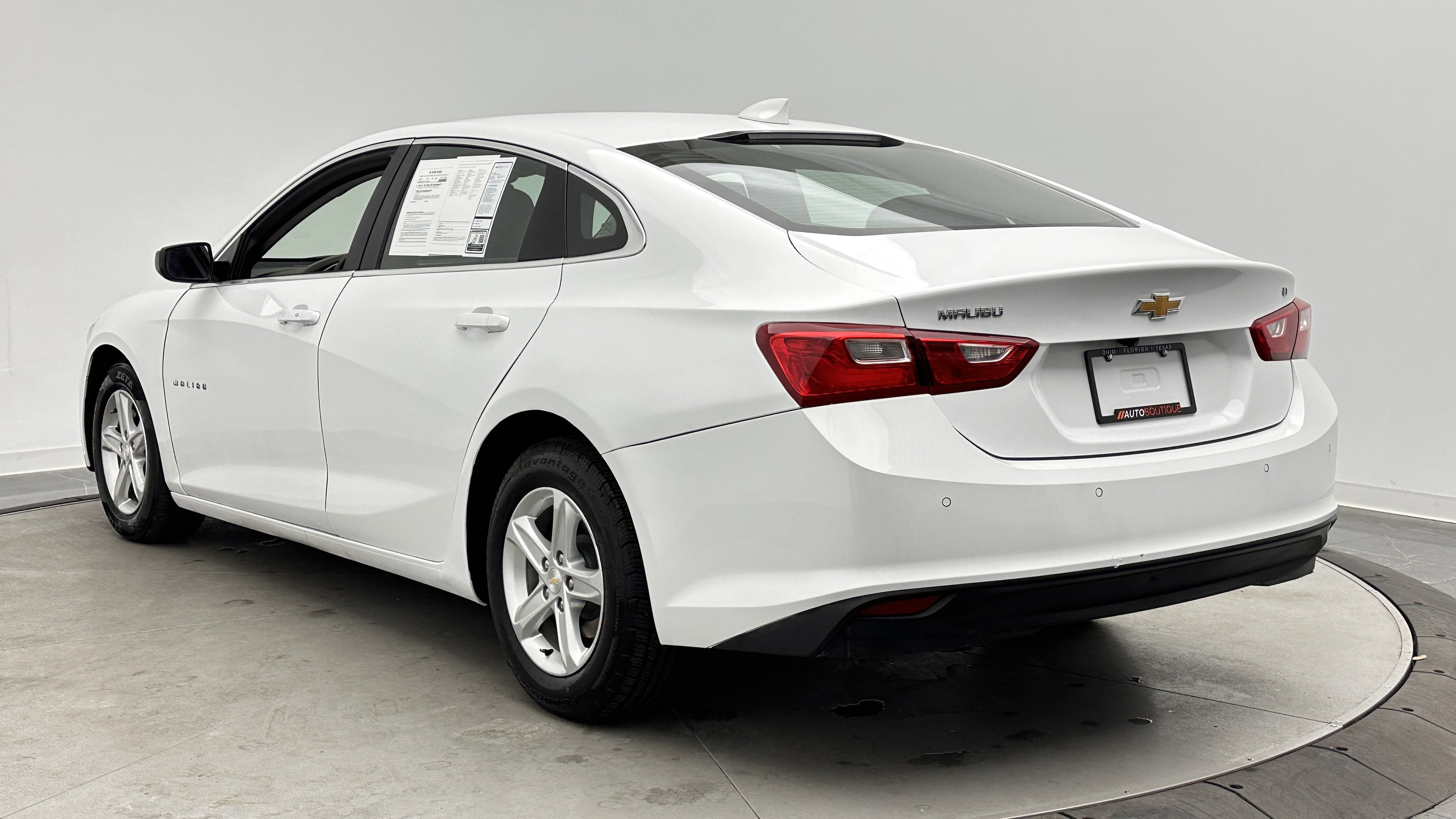 Used 2024 Chevrolet Malibu LT FWD image 5