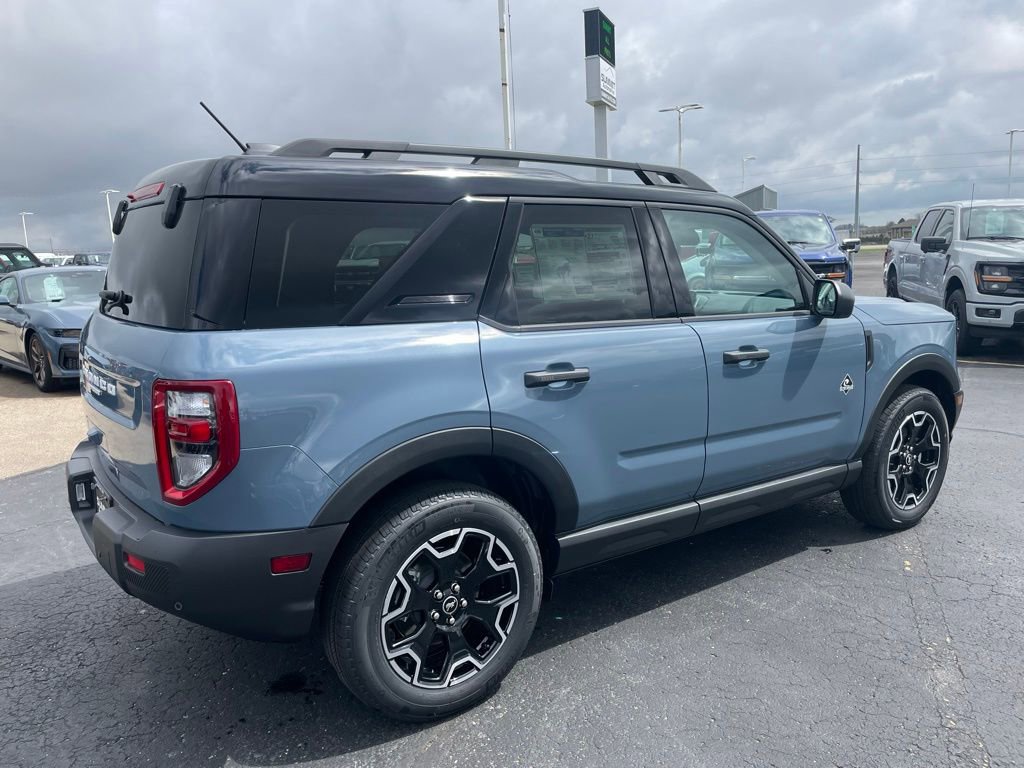 New 2026 Ford Bronco Sport Outer Banks AWD/4WD image 4