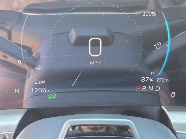 New 2025 Cadillac Lyriq Luxury image 23