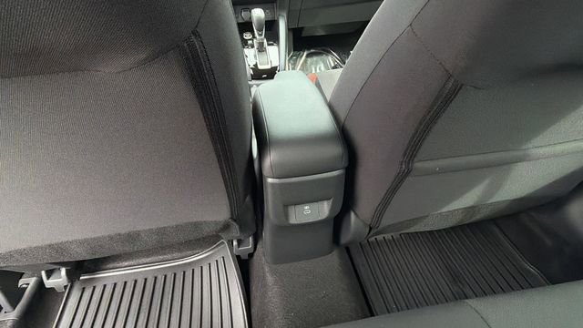 Used 2025 Nissan Versa SR w/ Trunk Package FWD image 20
