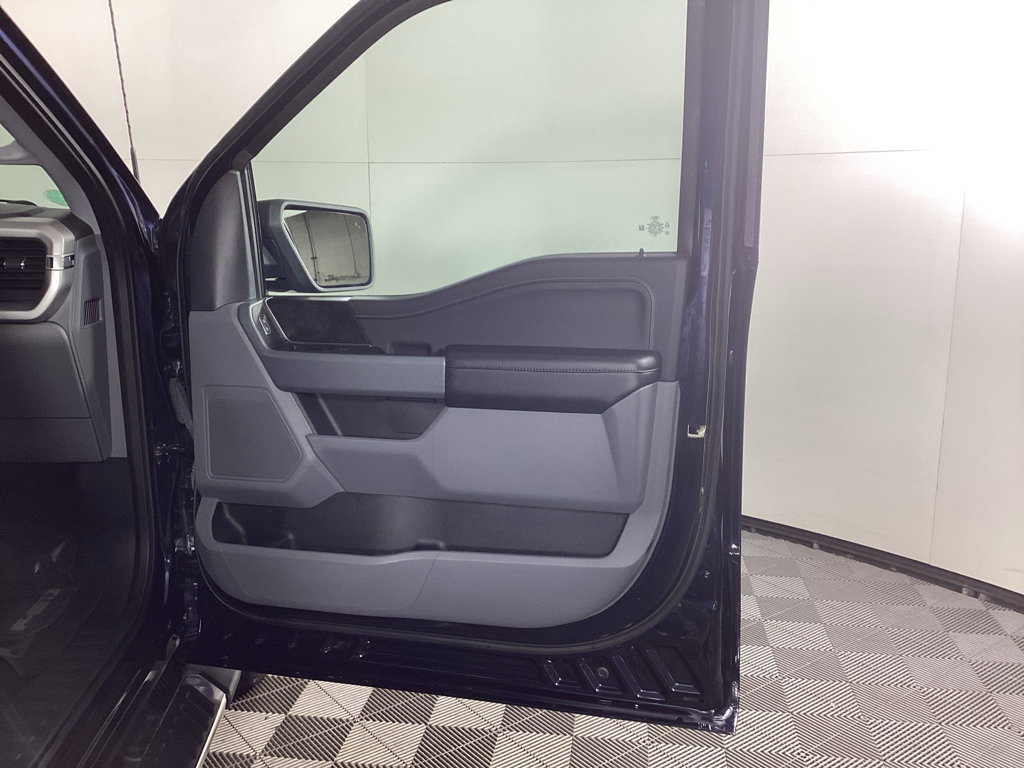 Used 2022 Ford F150 XLT w/ Equipment Group 302A High image 8