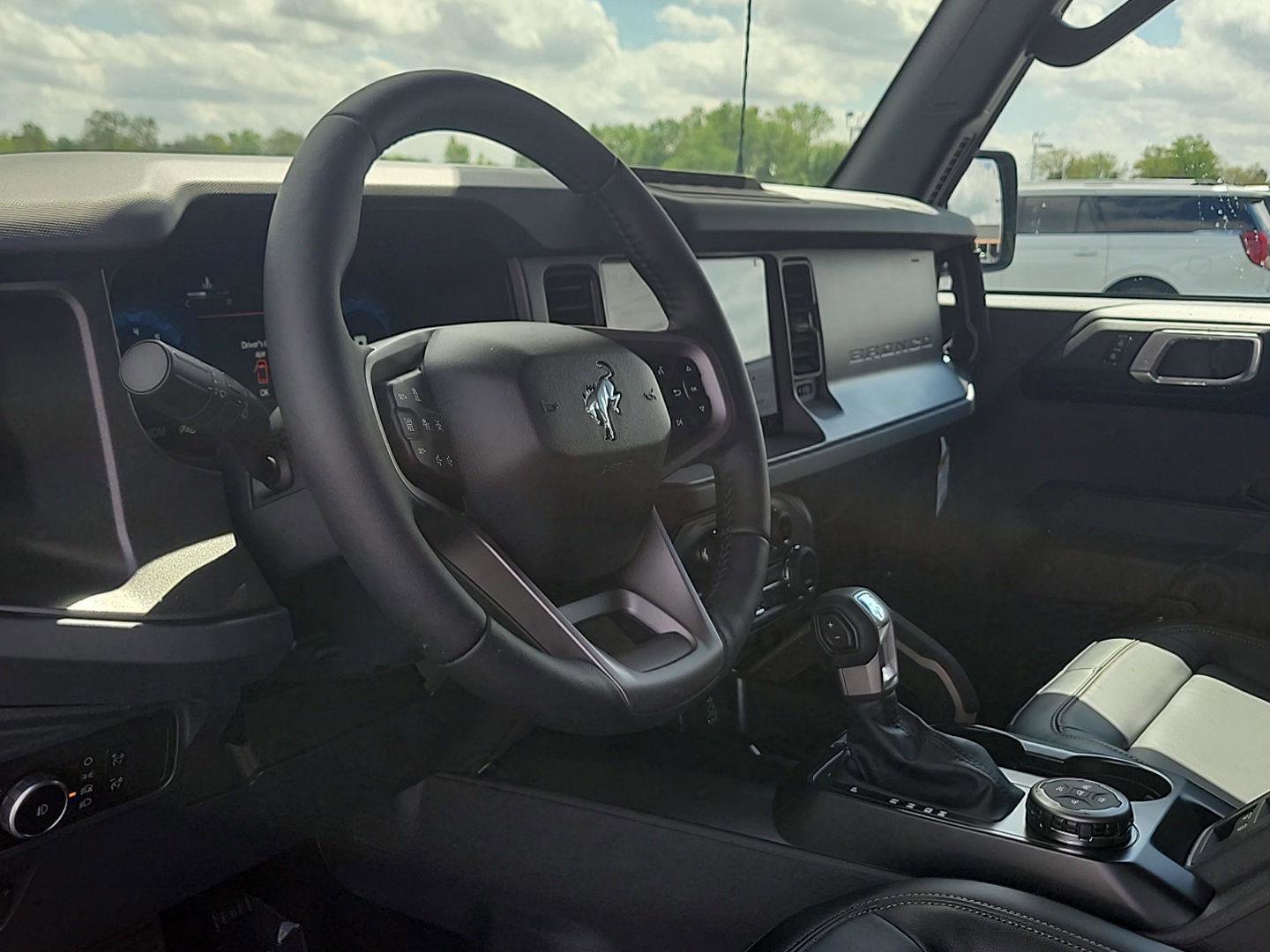 New 2026 Ford Bronco Badlands AWD/4WD image 11