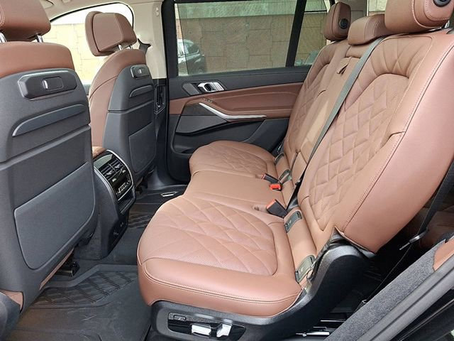 Certified 2026 BMW X7 xDrive40i AWD/4WD image 5
