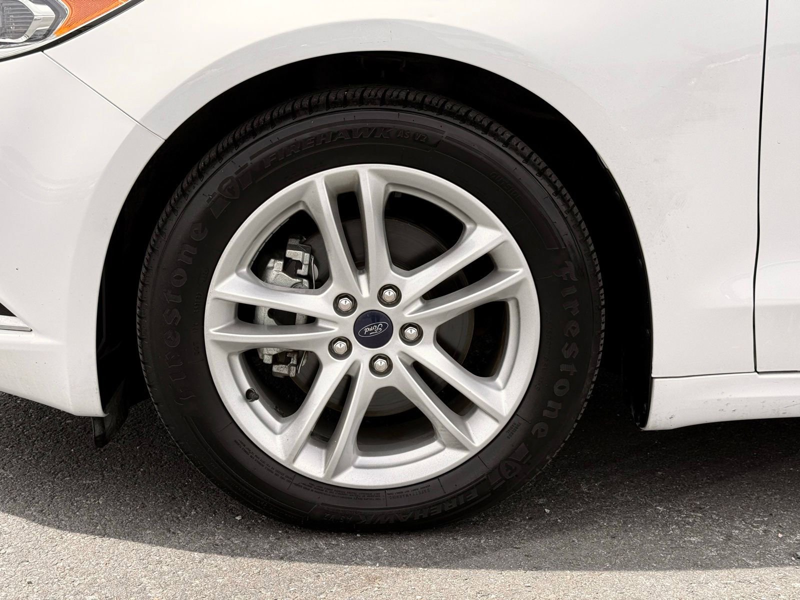 Used 2018 Ford Fusion SE w/ Equipment Group 602A FWD image 10