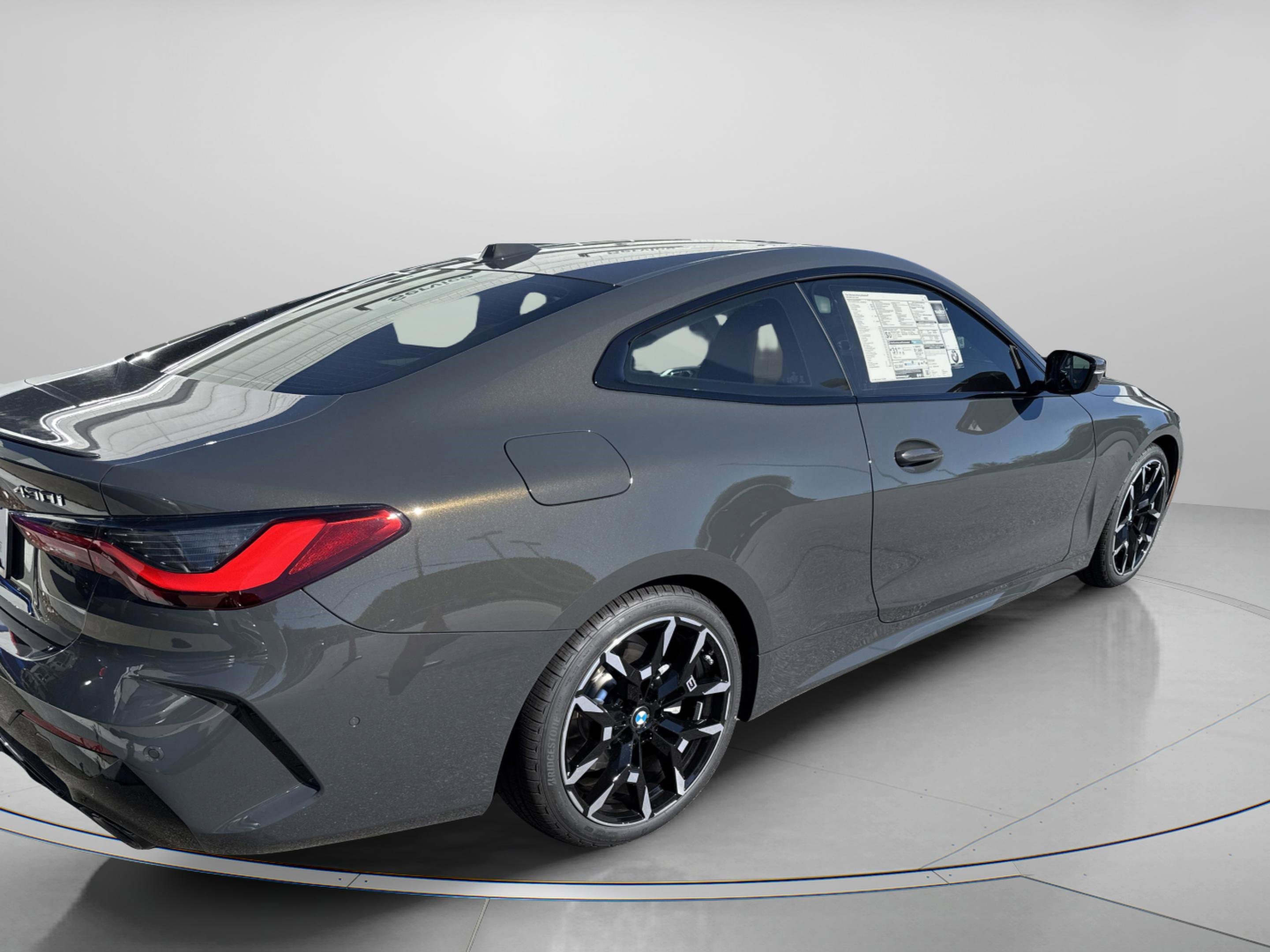 Used 2026 BMW 430i Coupe w/ M Sport Package image 4