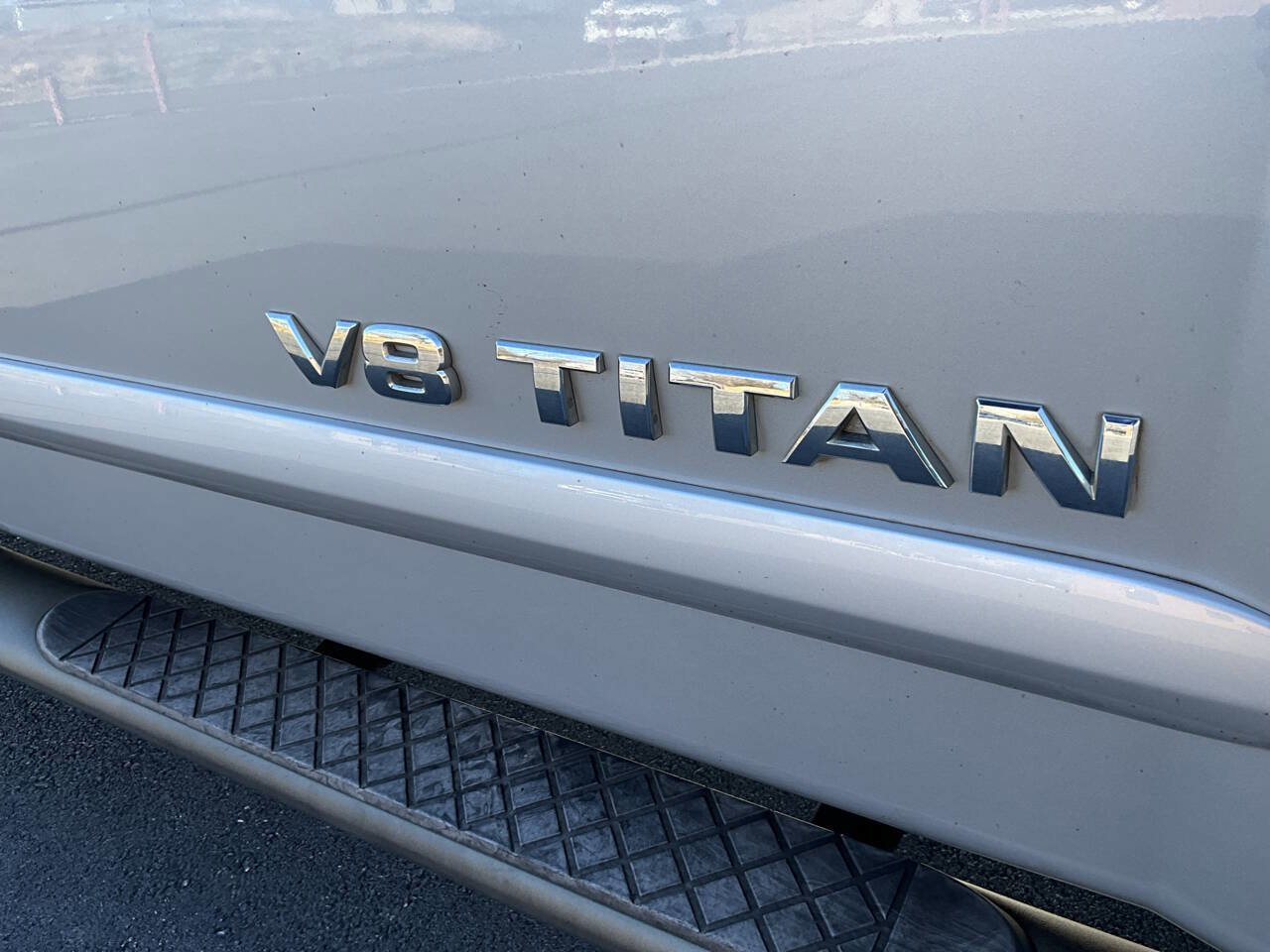 Used 2013 Nissan Titan SV w/ SV Premium Utility Pkg image 45