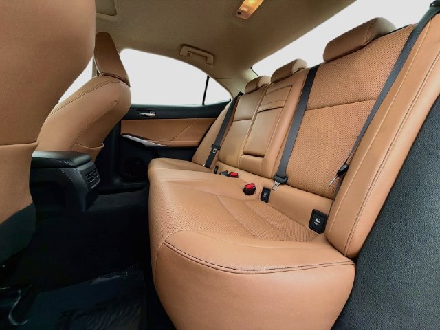 Used 2016 Lexus IS 300 AWD w/ Navigation System Package image 19