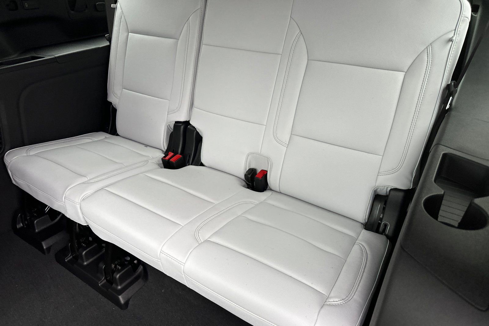 New 2026 Chevrolet Suburban Premier w/ Sun And Tow Package image 17