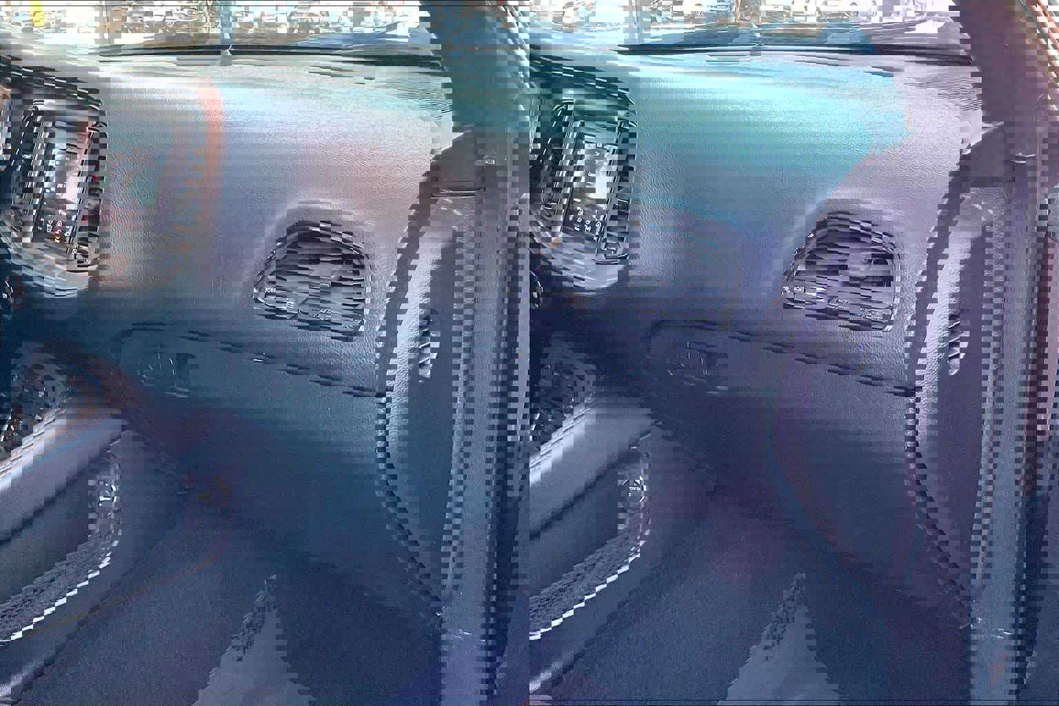 Used 2023 Dodge Challenger SXT image 15