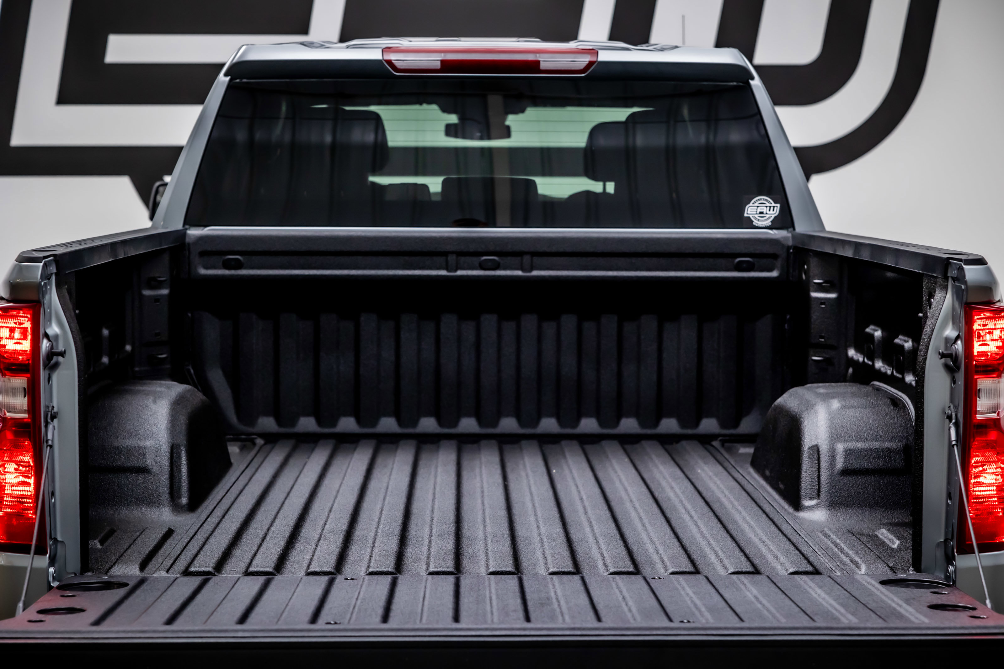 Used 2025 Chevrolet Silverado 1500 Custom image 40