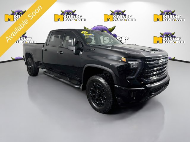 Used 2024 Chevrolet Silverado 2500 LTZ w/ LTZ Plus Package AWD/4WD image 3