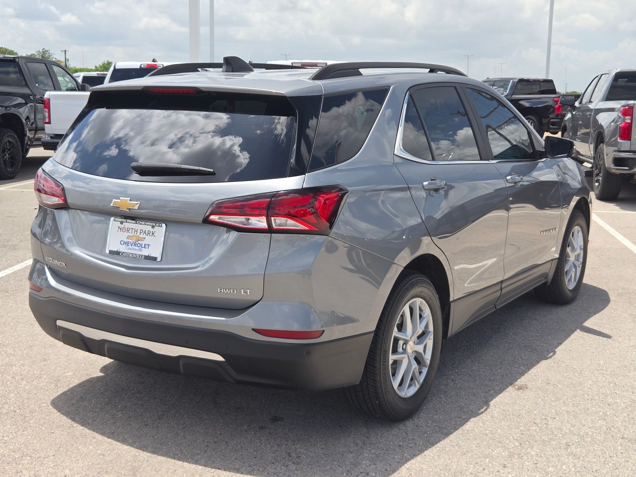 Certified 2023 Chevrolet Equinox LT AWD/4WD image 3