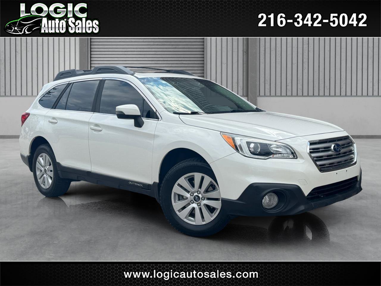Used 2017 Subaru Outback 2.5i Premium AWD/4WD image 1