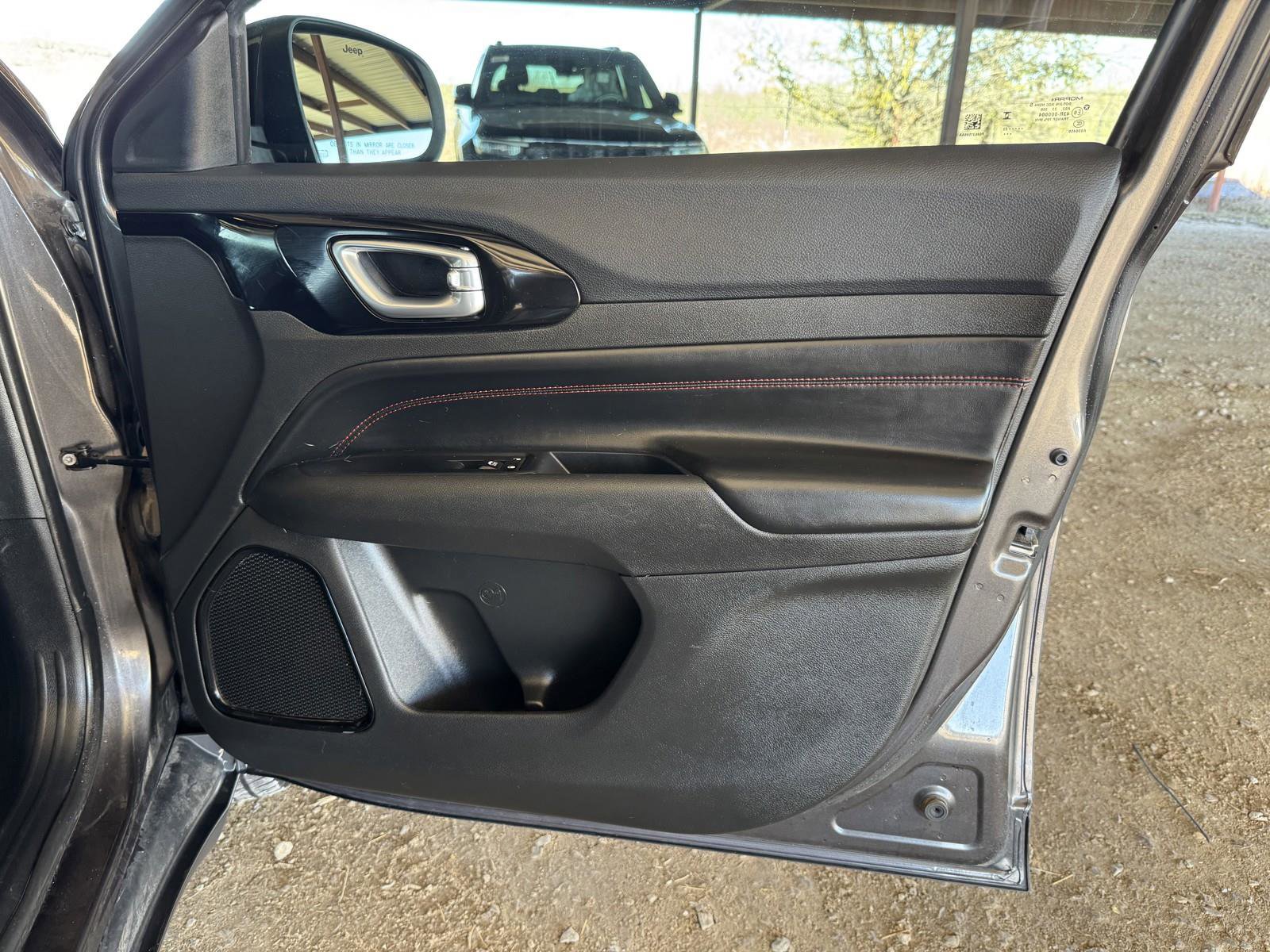 Used 2023 Jeep Compass Trailhawk w/ Trailhawk Elite Group image 37