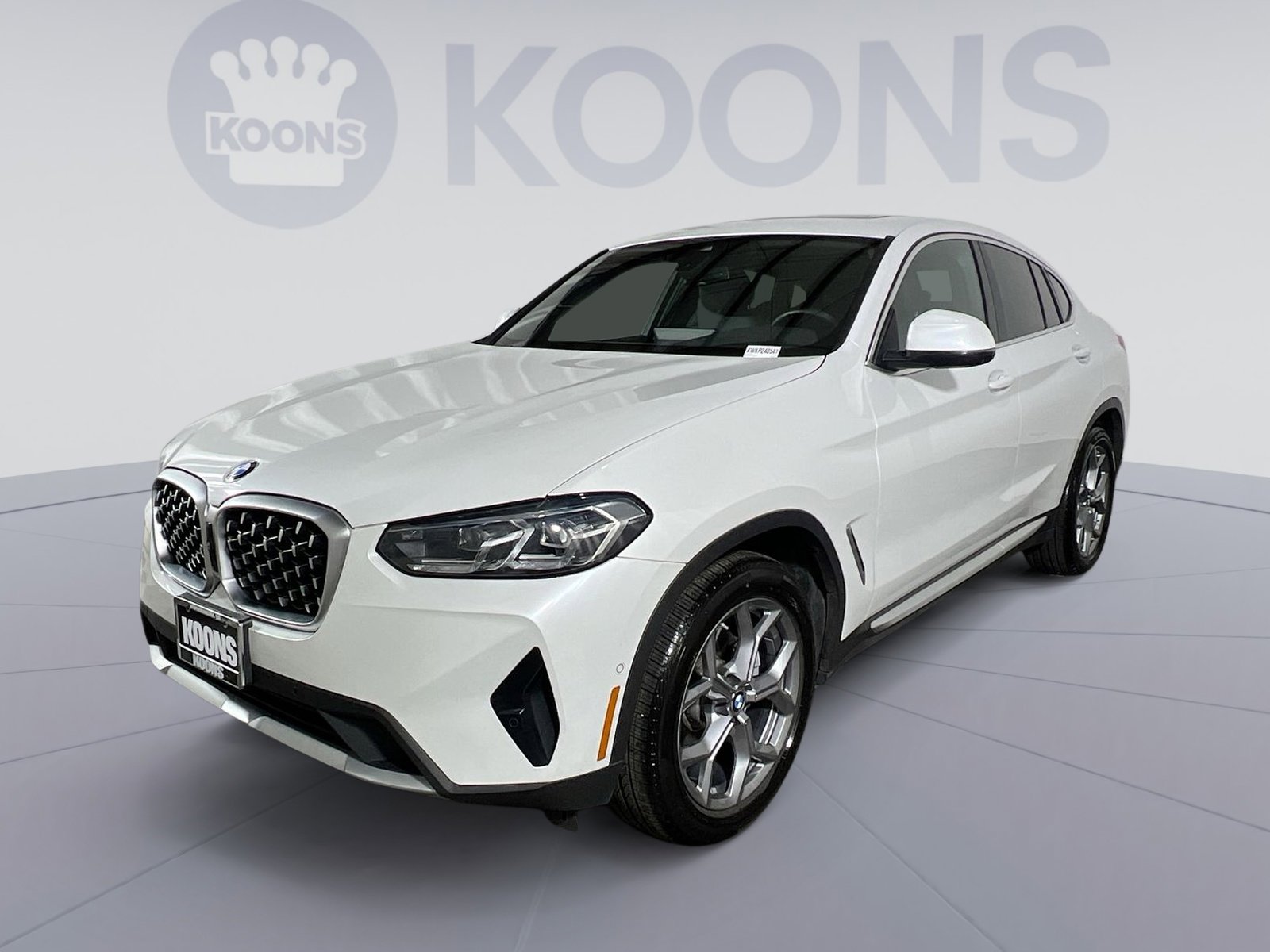 Used 2024 BMW X4 xDrive30i image 1