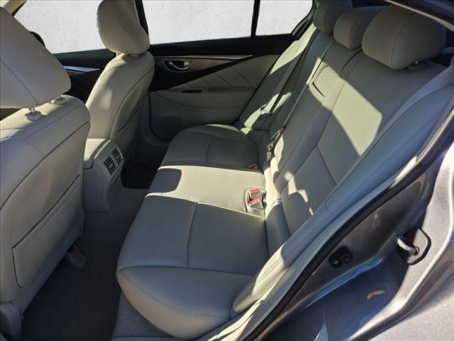 Used 2017 INFINITI Q50 Signature Edition w/ Cargo Package (L95) image 10
