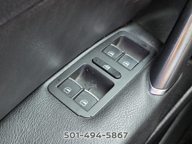Used 2017 Volkswagen Passat 1.8T R-Line w/ R-Line Lighting Package FWD image 24