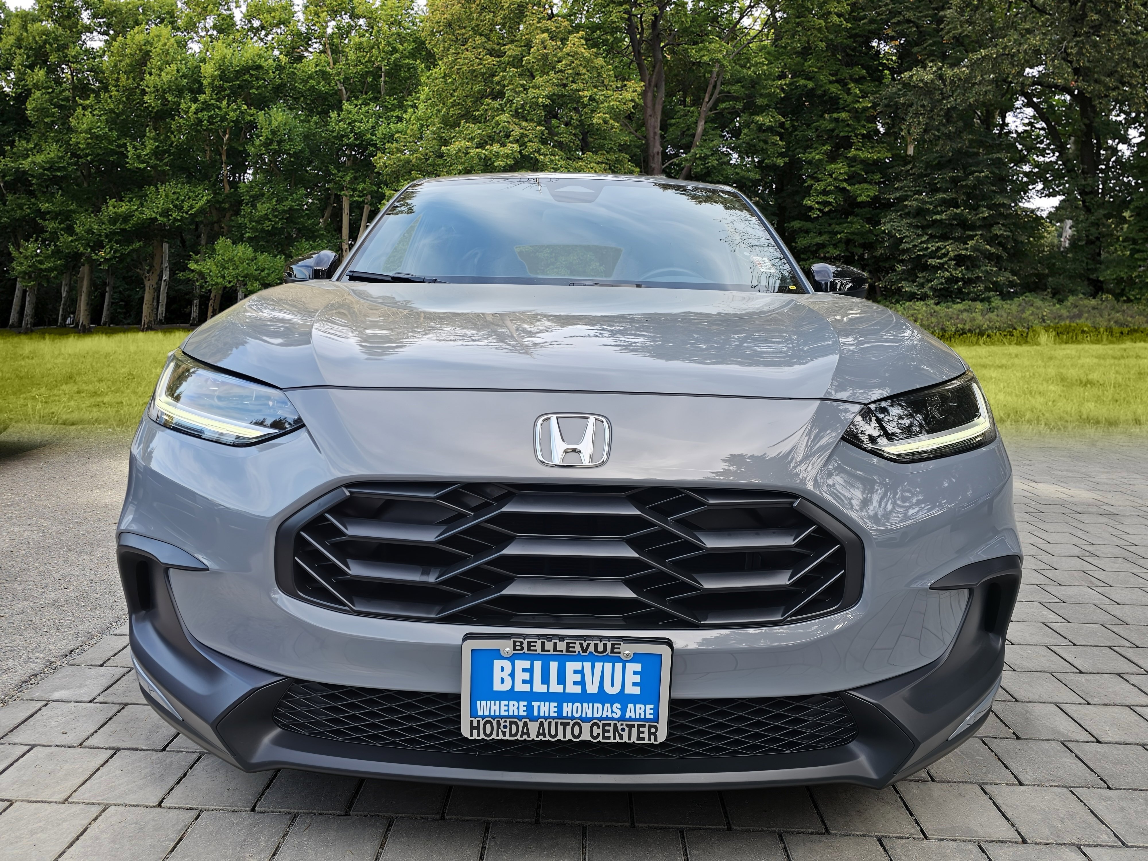 Certified 2025 Honda HR-V Sport image 2