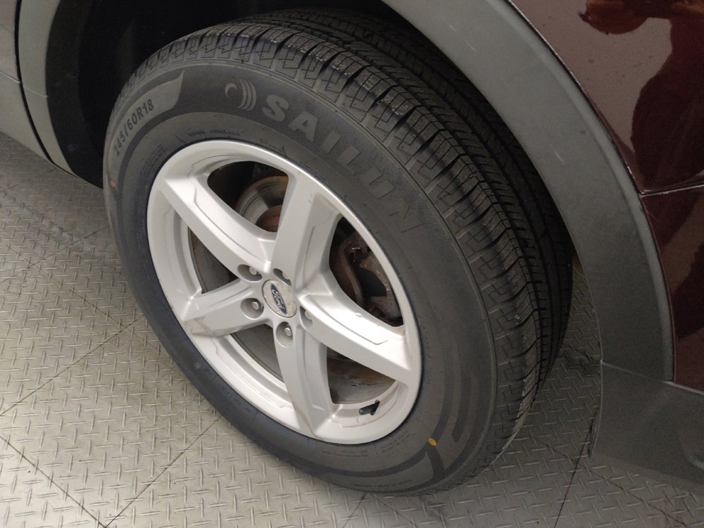 Used 2019 Ford Explorer XLT w/ Equipment Group 201A image 31