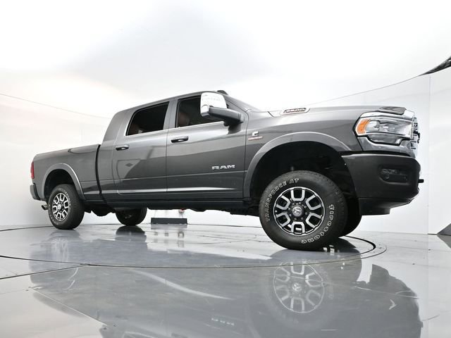 Used 2024 RAM 3500 Limited w/ Safety Group image 28