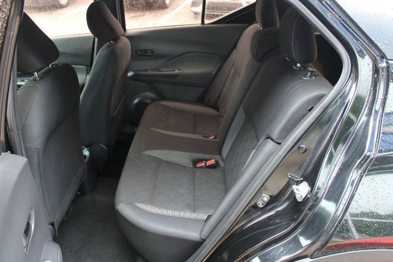 Used 2020 Nissan Kicks S FWD image 12