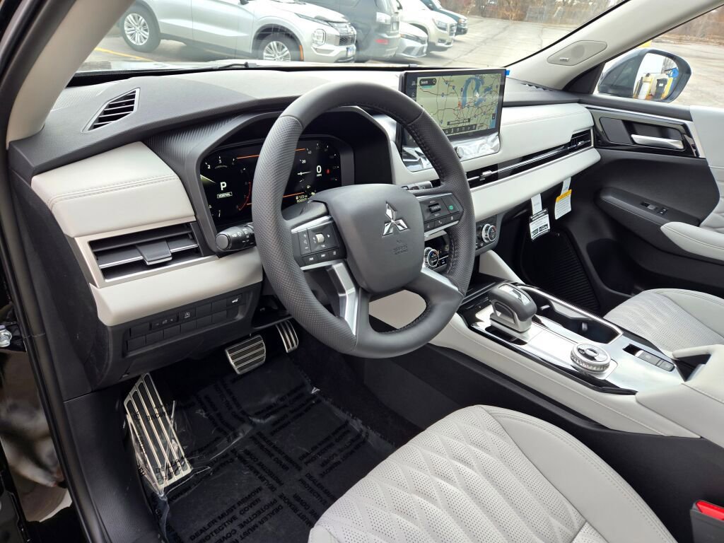 New 2026 Mitsubishi Outlander SEL image 20