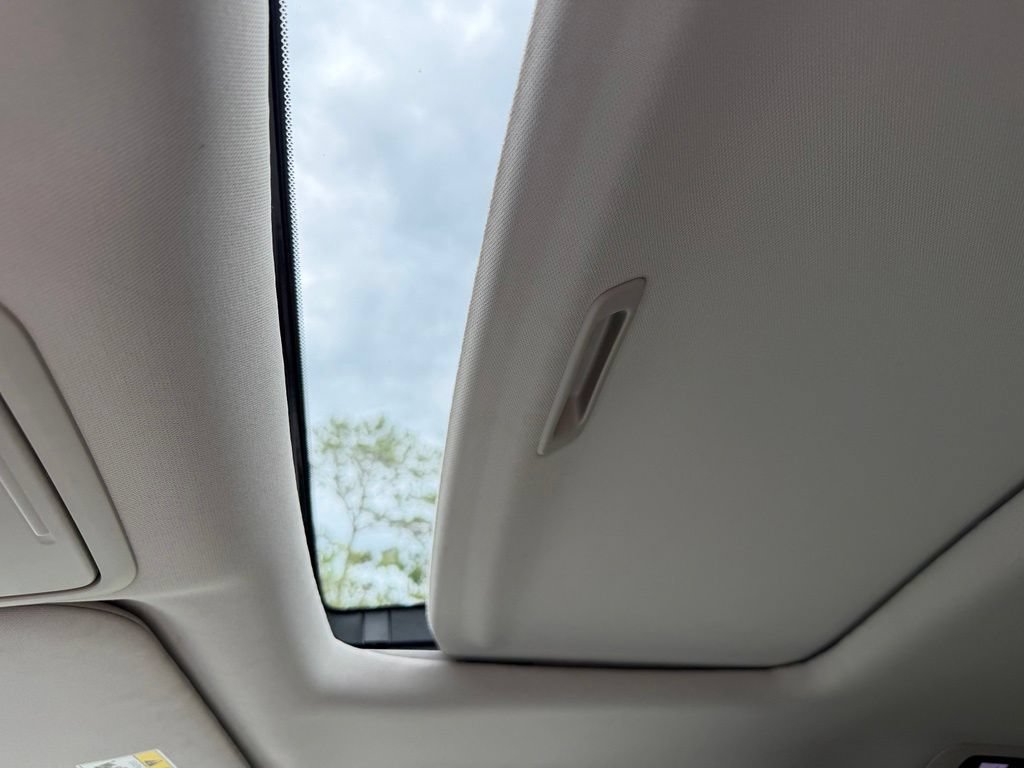 Used 2025 Honda Odyssey EX-L image 30