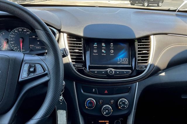 Used 2017 Chevrolet Trax LS w/ Fleet Convenience Package AWD/4WD image 6
