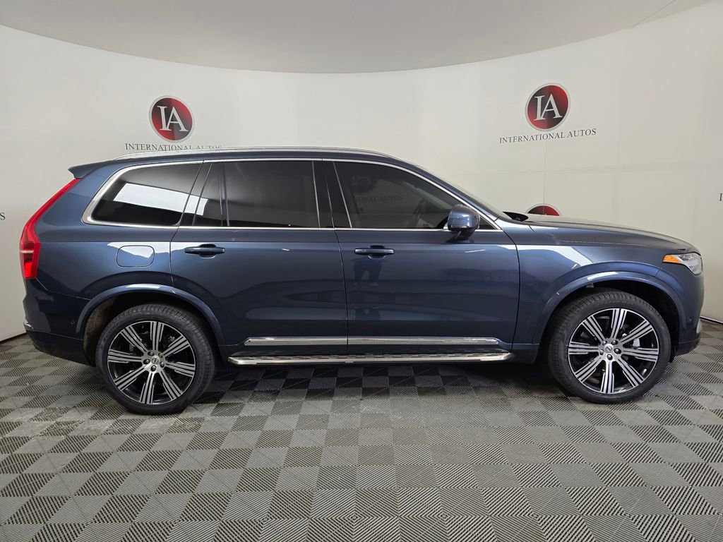 Used 2024 Volvo XC90 T8 Ultimate w/ Protection Package Premier AWD/4WD image 3