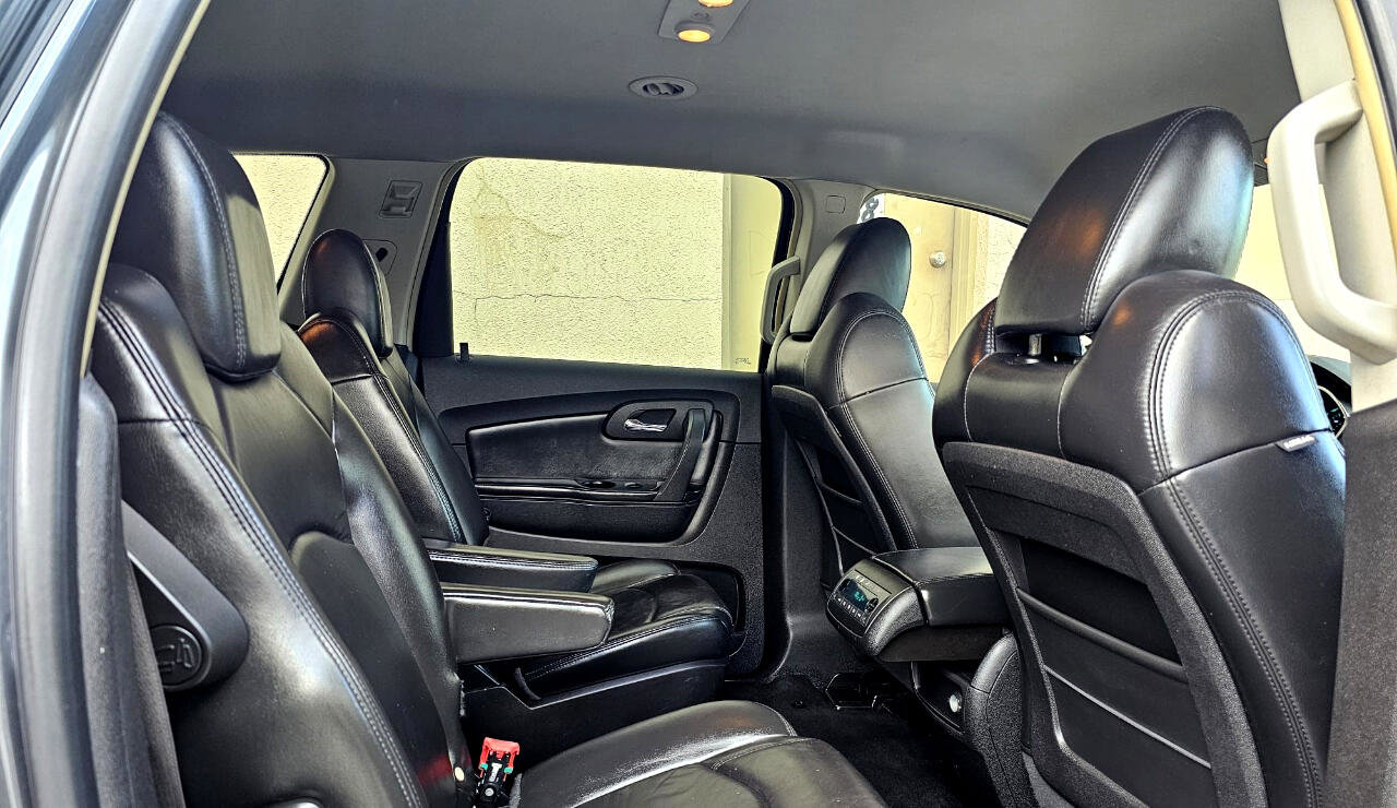 Used 2009 Chevrolet Traverse LT image 21