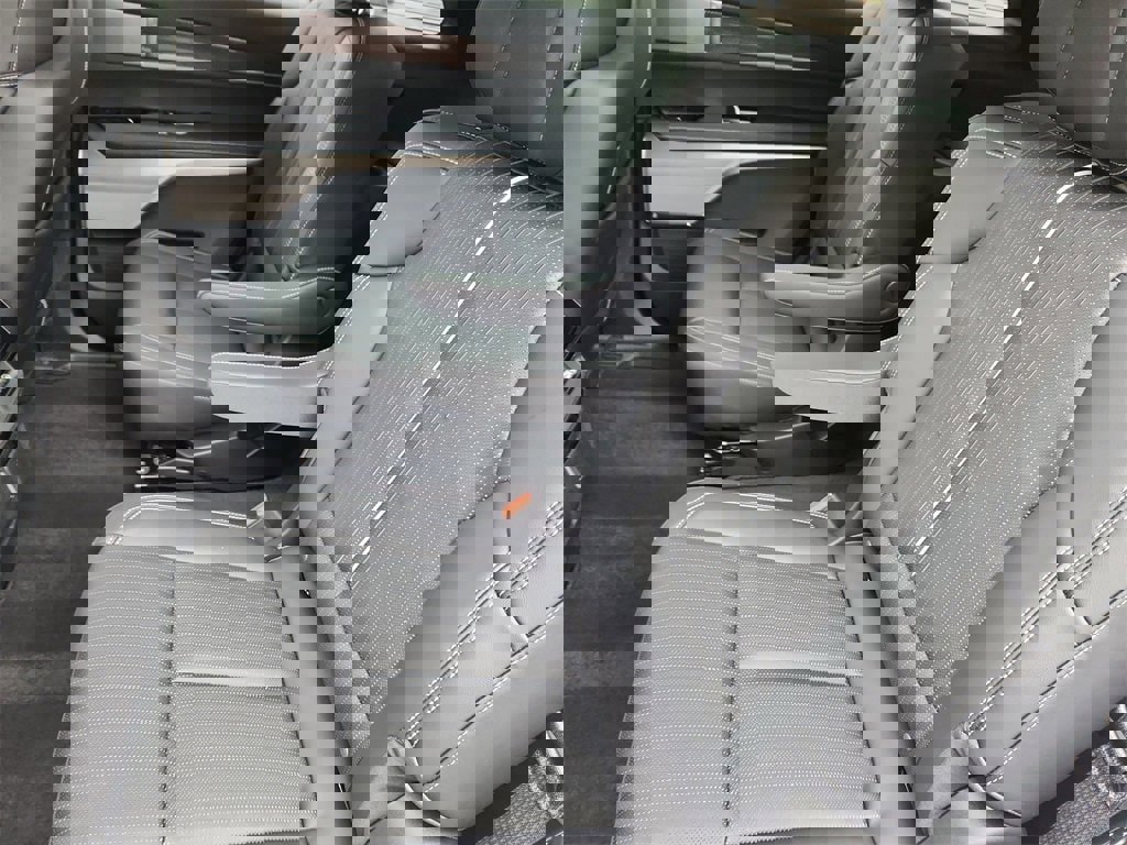 New 2026 Cadillac Vistiq Sport image 21