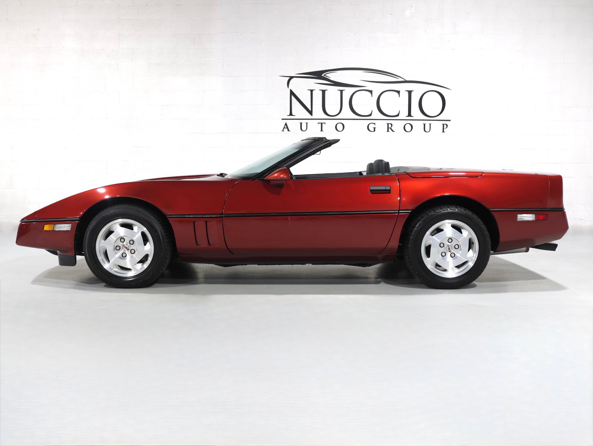 Used 1988 Chevrolet Corvette Convertible image 58