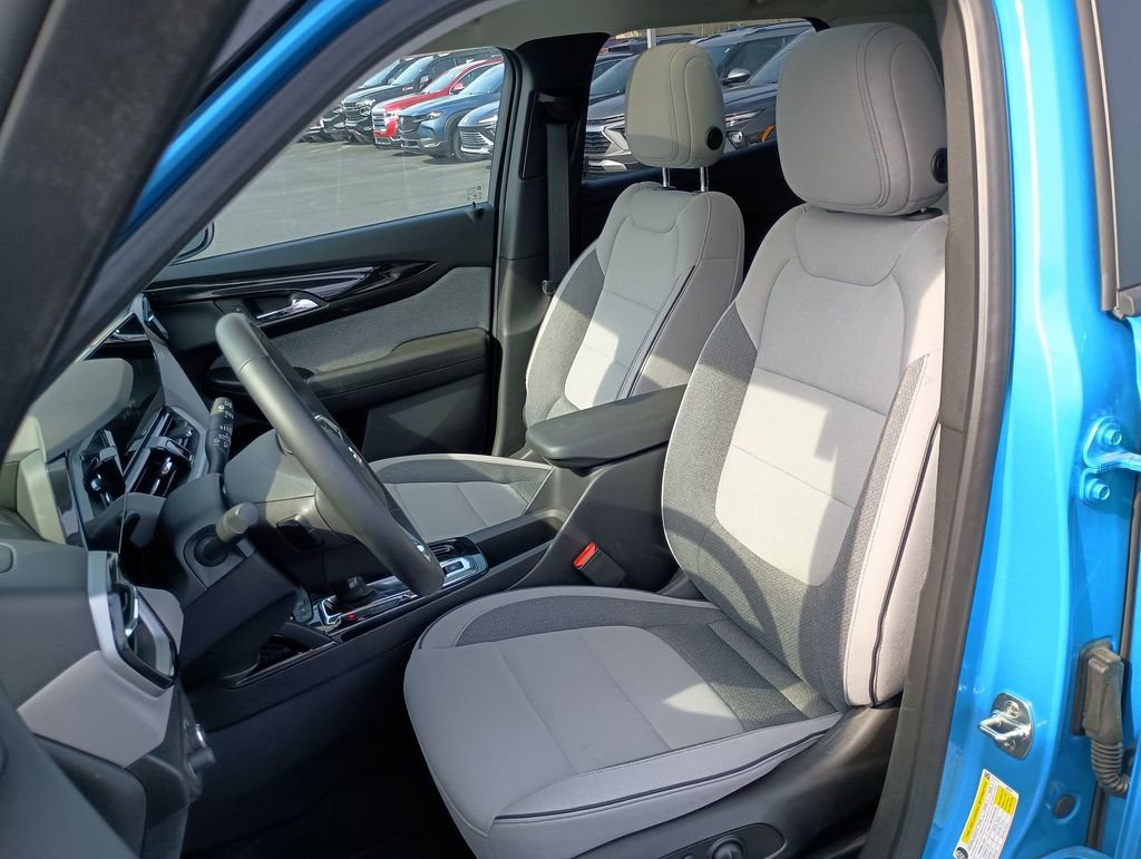 New 2025 Chevrolet TrailBlazer LT w/ Convenience Package image 17