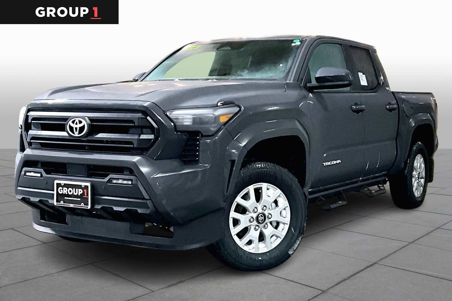 New 2025 Toyota Tacoma SR5