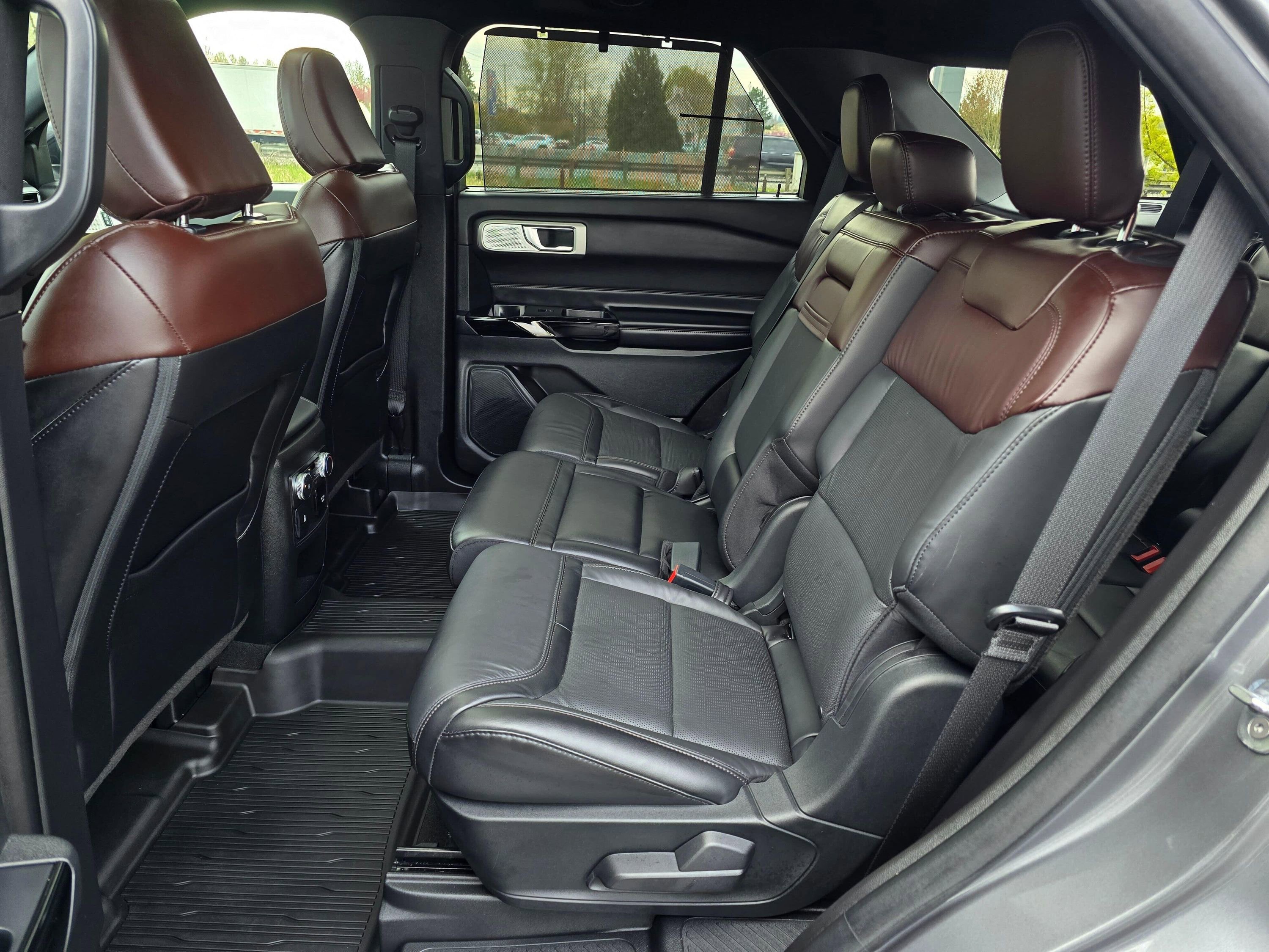 Used 2021 Ford Explorer Platinum w/ Equipment Group 601A image 20