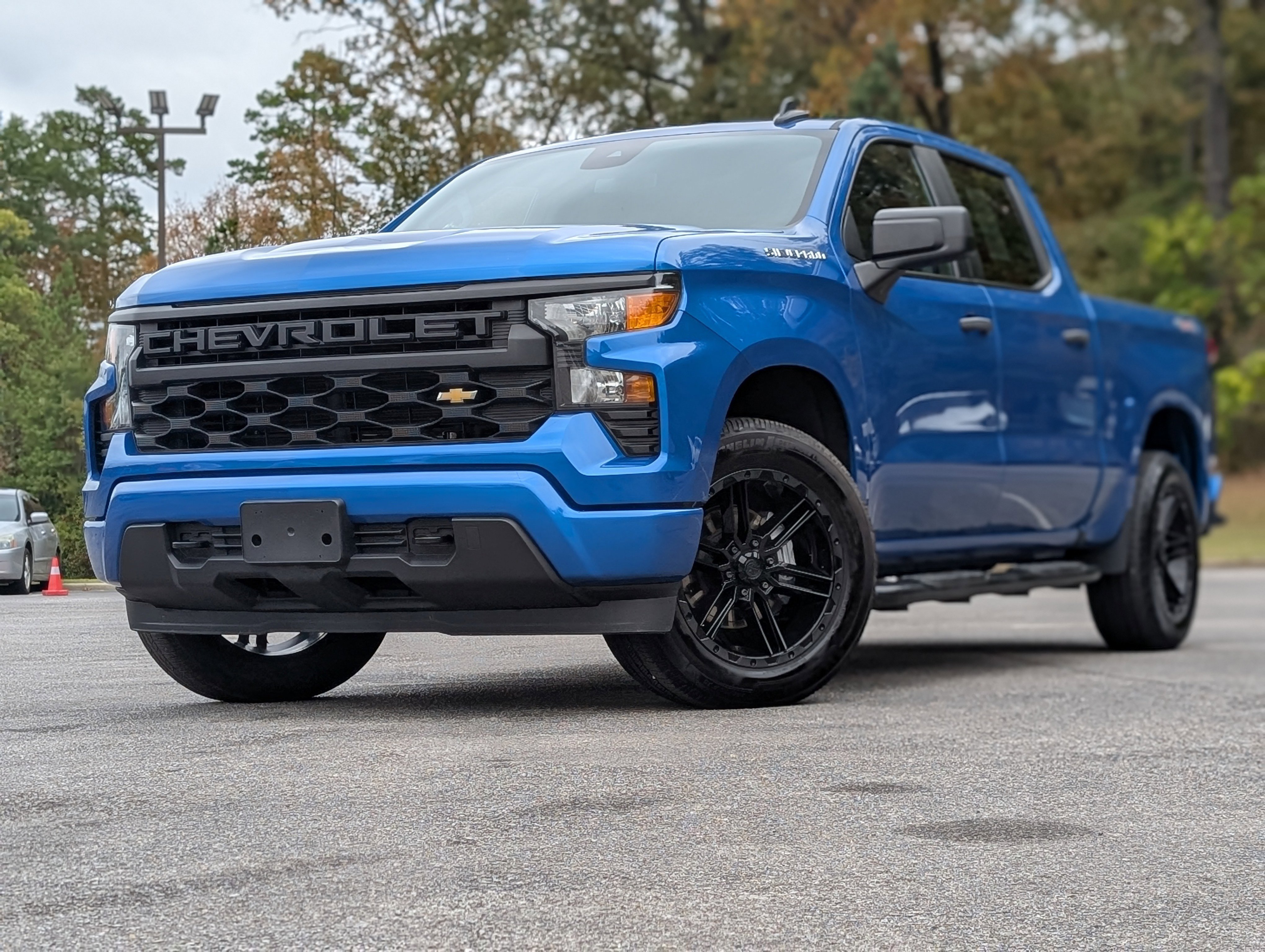 Used 2022 Chevrolet Silverado 1500 Custom image 4