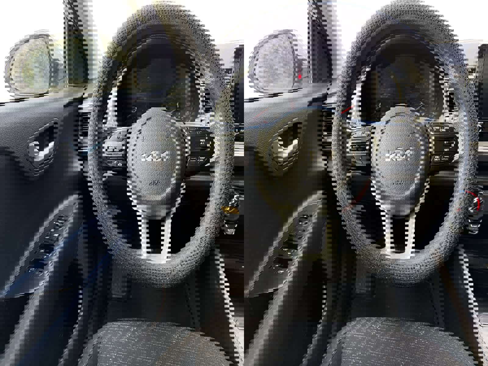 Used 2022 Kia Rio S image 10