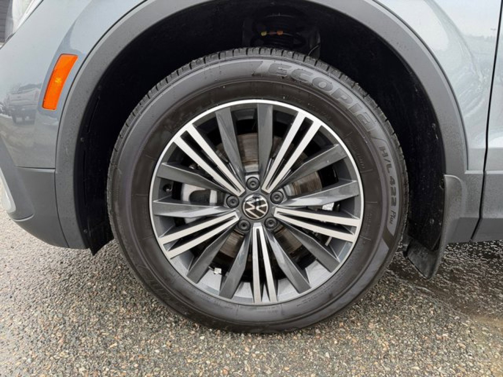 Used 2024 Volkswagen Tiguan Wolfsburg Edition image 9