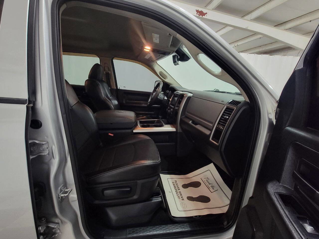 Used 2015 RAM 1500 Express AWD/4WD image 20