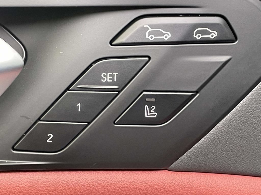 New 2026 BMW X6 xDrive40i AWD/4WD image 32