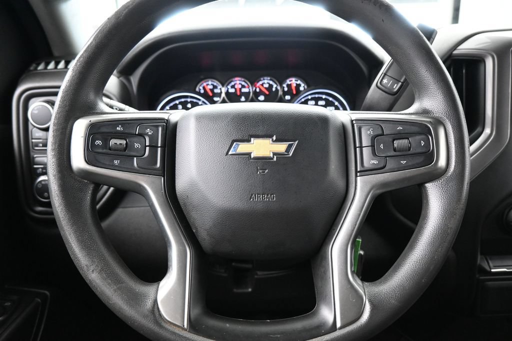 Used 2022 Chevrolet Silverado 1500 Custom w/ Safety Confidence Package AWD/4WD image 23