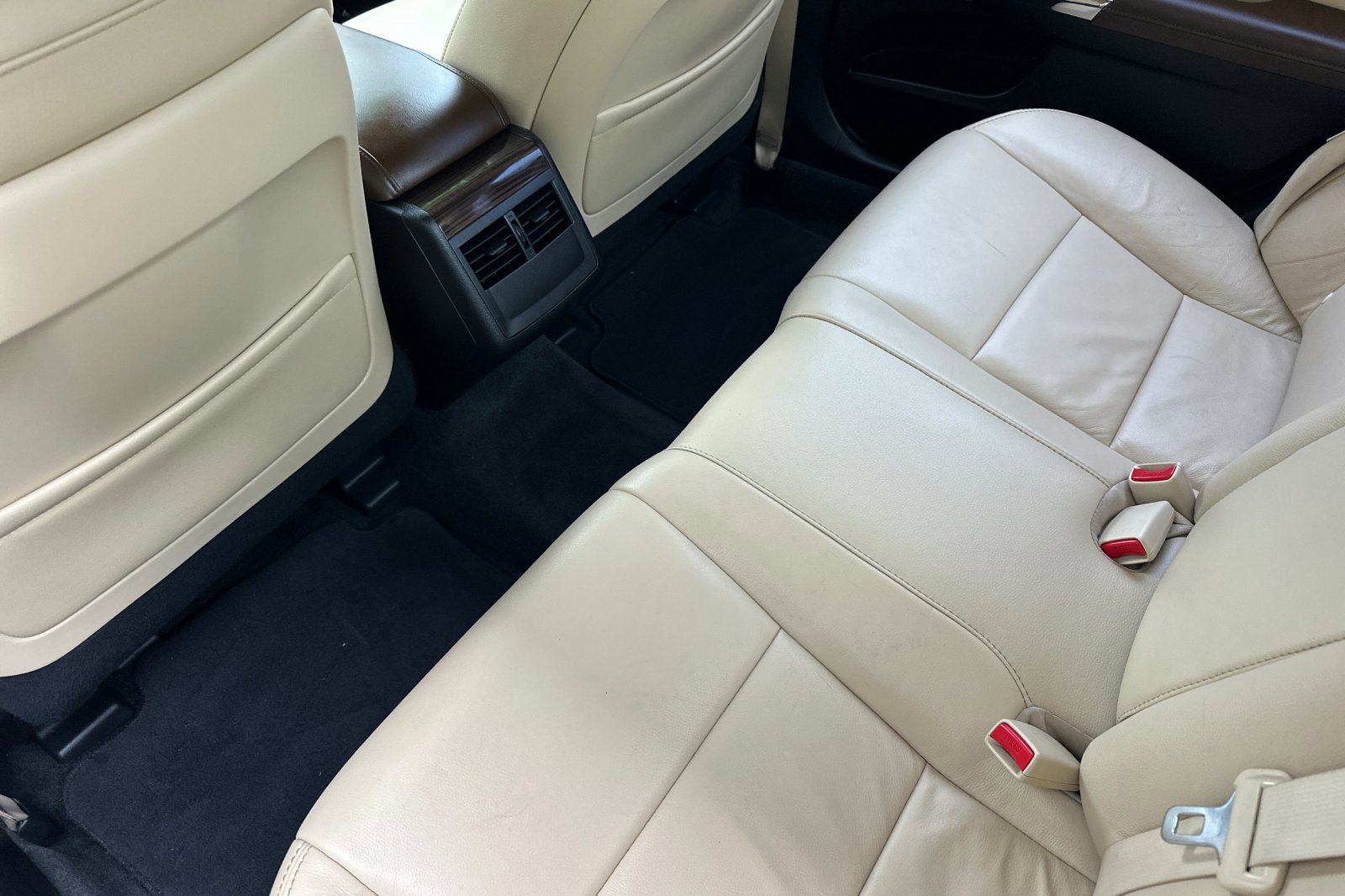 Used 2014 Toyota Avalon XLE Touring image 12