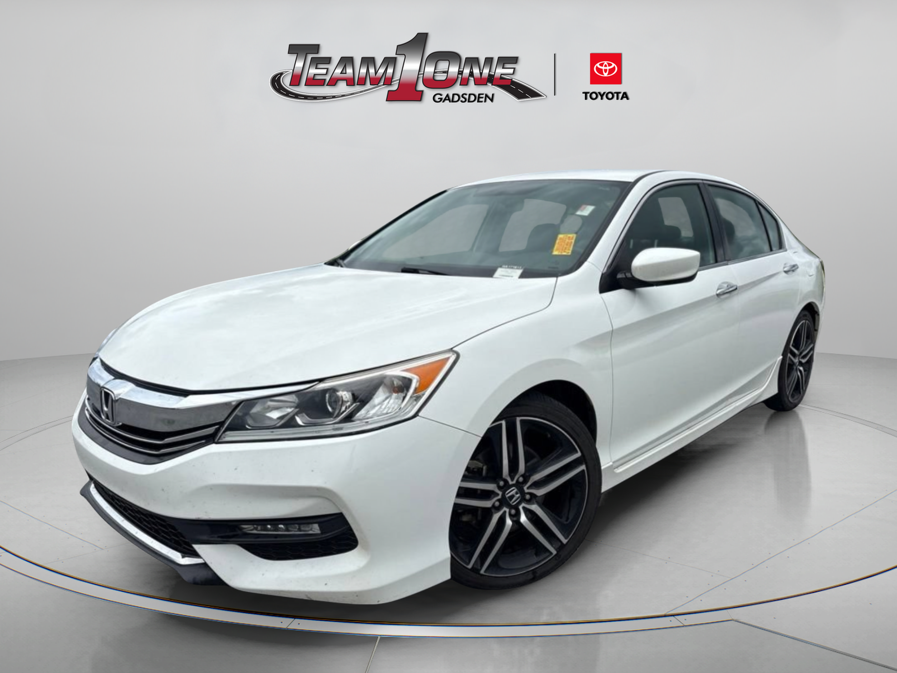 Used 2017 Honda Accord Sport Special Edition image 4