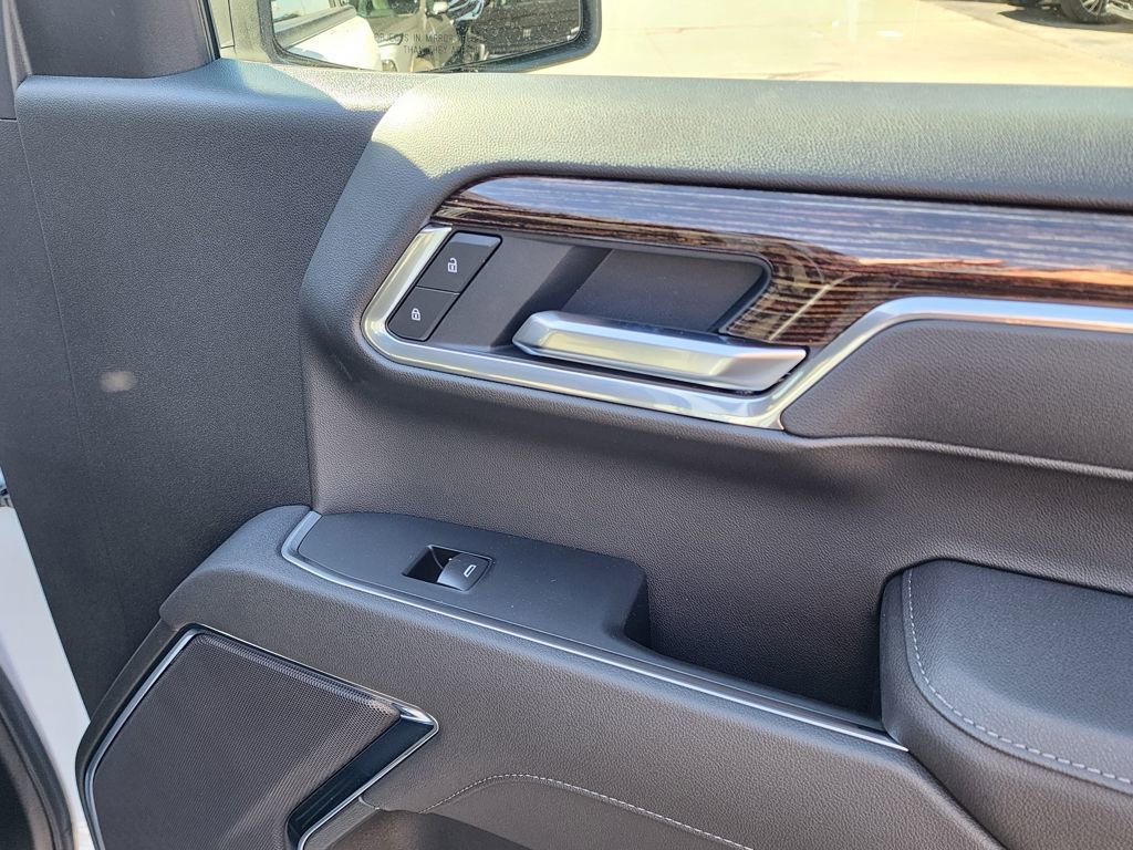 New 2026 GMC Sierra 1500 Elevation image 36