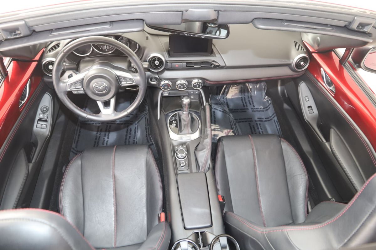 Used 2019 MAZDA MX-5 Miata RF Grand Touring RWD image 30